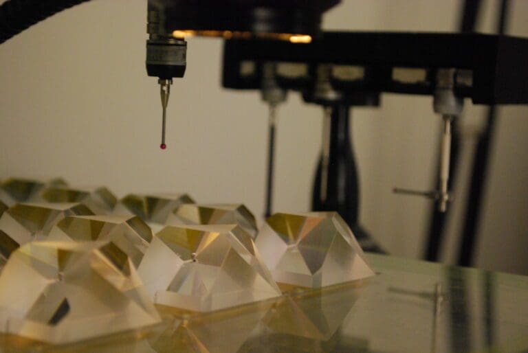 Precision measurement of crystal shapes.